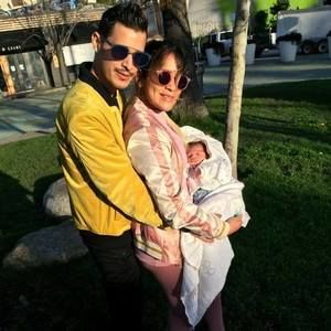 Meet your Posher, Sandor